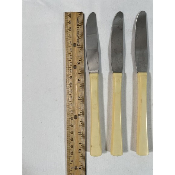 Lot of 5 Vintage Royal Brand Sharp Cutter Cutlery  Knives cream Bakelite Handles - Picture 2 of 4